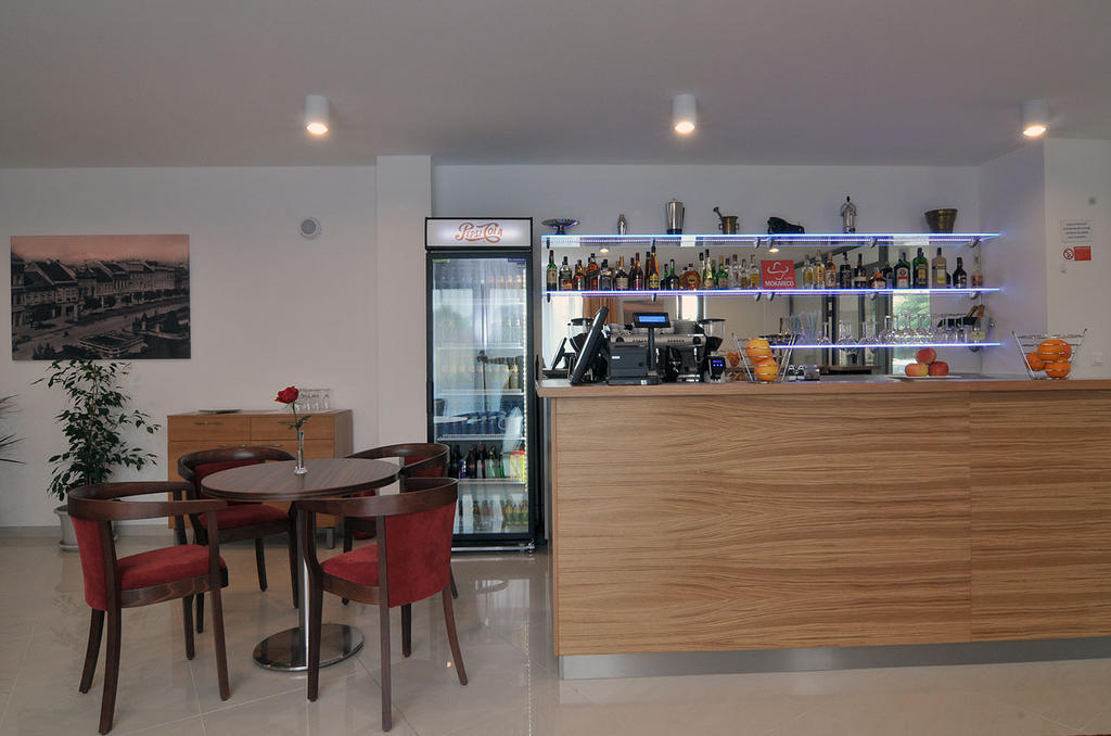 Hotel Belier Presov Exterior photo