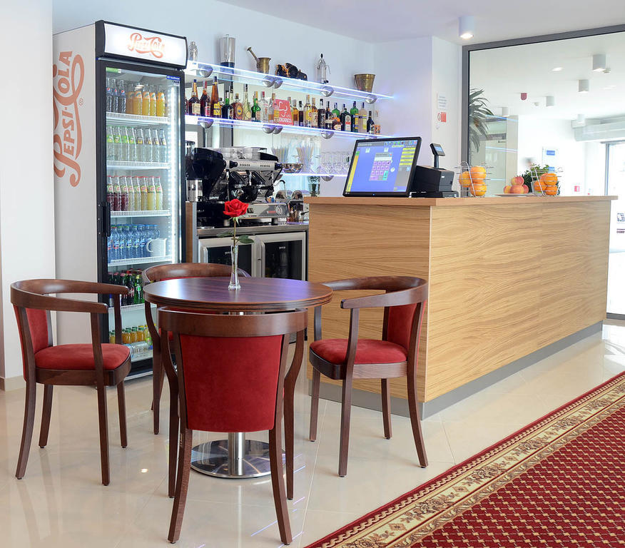 Hotel Belier Presov Exterior photo